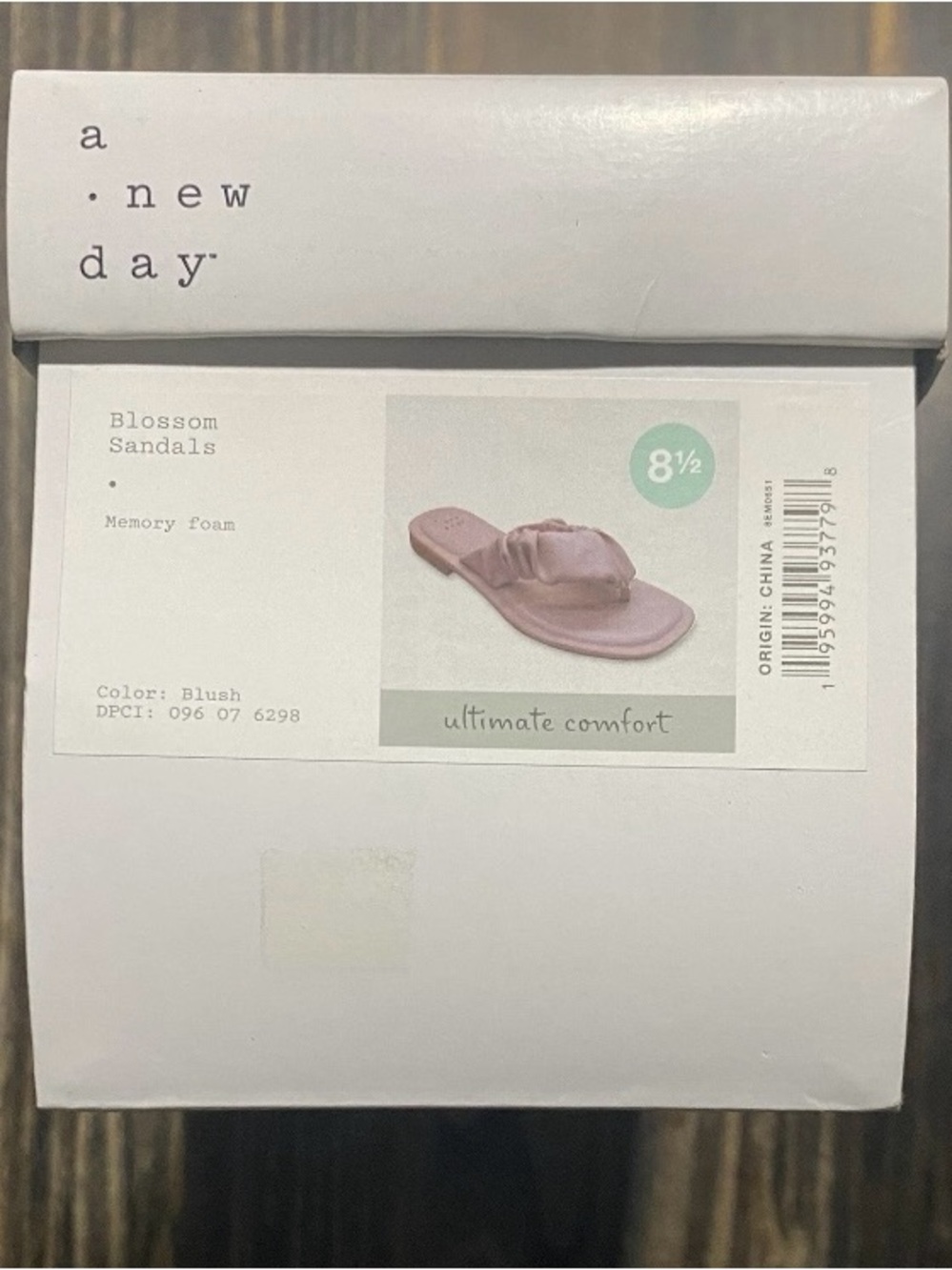 Women's Blossom Scrunched Flip Flop Sandals - a New Day Blush Sz 8.5 - Picture 6 of 6